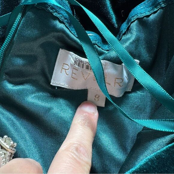 Revelry Bardot Velvet Emerald Green Dress Size 8 - Picture 3 of 7